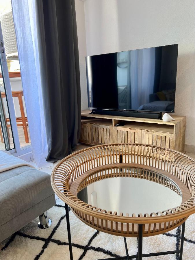 Le Pitay'Appartement Saint-Gilles Les Bains Extérieur photo